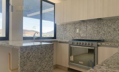 Pent-house En Venta Cañadas Del Lago Con Hermosas Vistas A La Cañada