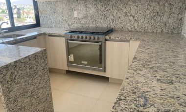 Pent-house En Venta Cañadas Del Lago Con Hermosas Vistas A La Cañada