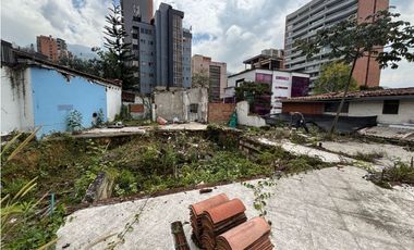 Lote Comercial Con Uso Hotelero en Lalinde Proyecto de 90 Habitaciones