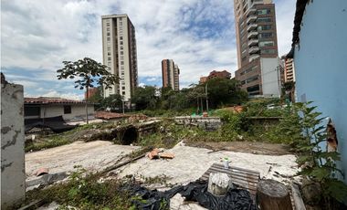 Lote Comercial Con Uso Hotelero en Lalinde Proyecto de 90 Habitaciones