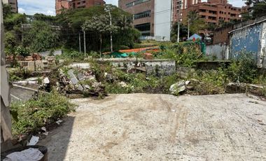 Lote Comercial Con Uso Hotelero en Lalinde Proyecto de 90 Habitaciones