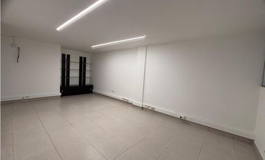 SE ARRIENDA OFICINA EN BOGOTA