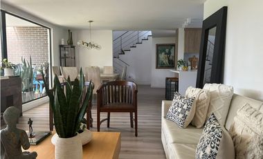 Venta de Casa en Unidad Cerrada Cerca Zona Urbana del Retiro