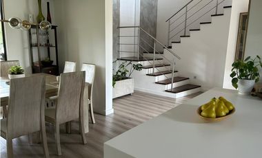 Venta de Casa en Unidad Cerrada Cerca Zona Urbana del Retiro