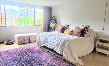 Venta apartamento en Medellín, Poblado – Castropol REMODELADO