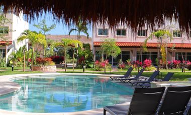 CASA DE 2 RECAMARAS EN VENTA EN PLAYA DEL CARMEN CON ALBERCA