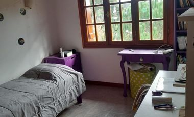 Casa 5 ambientes en sierras de los padres con piscina