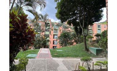 APARTAMENTO LAURELES ALMERIA CERCA A LA UNIVERSIDAD ADVENTIST