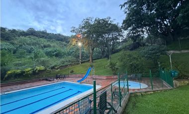 APARTAMENTO LAURELES ALMERIA CERCA A LA UNIVERSIDAD ADVENTIST