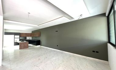 VENTA CASA EN RESIDENCIAL TAHONA AL PONIENTE DE LA CIUDAD GA