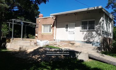 Casaquinta con potencial de crecimiento sobre la ruta 1 km. 8.8, San Jose del Rincon, Santa Fe