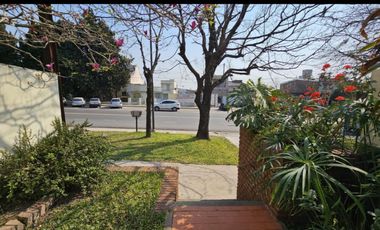 Sobre Avenida Lista para entrar