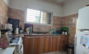 Casa en San San Benito, 3 dormitorios, espacio verde