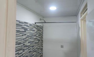 Se alquila Apartaestudio Norte en Av Sexta. Piso 4 Santa Mónica