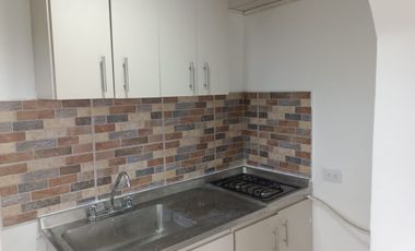 Se alquila Apartaestudio Norte en Av Sexta. Piso 4 Santa Mónica