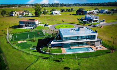Casa en barrio privado Casonas del Haras