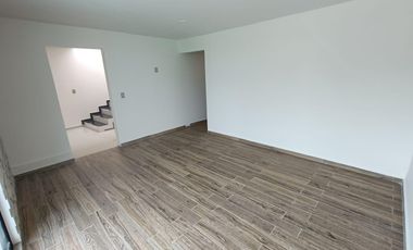 Casa en venta con tres recamaras, roof garden y alberca en Ocotlán, Tlaxcala