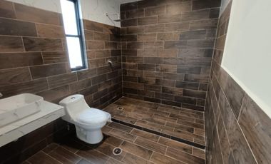 Casa en venta con tres recamaras, roof garden y alberca en Ocotlán, Tlaxcala