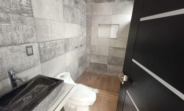 Casa en venta con tres recamaras, roof garden y alberca en Ocotlán, Tlaxcala