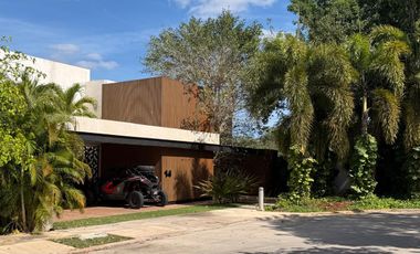 Casa en venta dentro de la ciudad en Mérida