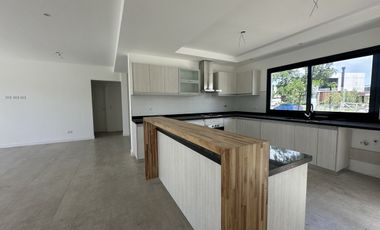 Casa en venta Barrio Rumenco Joven