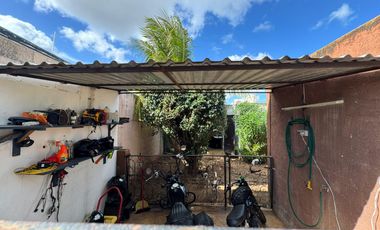 Casas en venta  sobre avenida  Francisco de Montejo 2 casas juntas 18m de frente