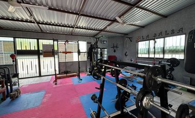 Casas en venta  sobre avenida  Francisco de Montejo 2 casas juntas 18m de frente