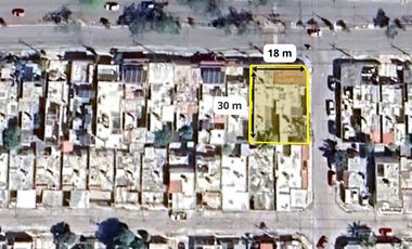 Casas en venta  sobre avenida  Francisco de Montejo 2 casas juntas 18m de frente