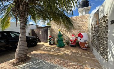 Casas en venta  sobre avenida  Francisco de Montejo 2 casas juntas 18m de frente