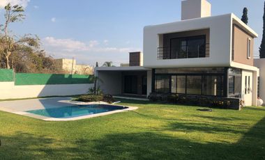 Casa en Fraccionamiento Real de Oaxtepec