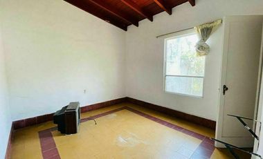 CASA EN  VENTA LOMAS DE MIRAVAL