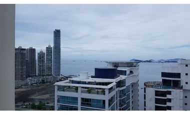 Amplio apartamento en P.H. Sol Marina / FHC