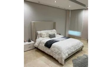 VENTA CASA REMODELADA 310MTS2 COSTA SUR