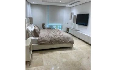 VENTA CASA REMODELADA 310MTS2 COSTA SUR