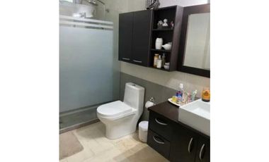 VENTA CASA REMODELADA 310MTS2 COSTA SUR