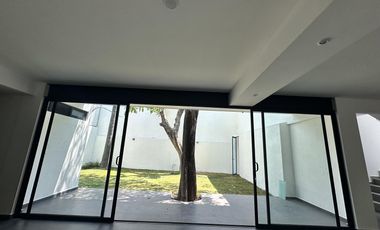 Casa en Fraccionamiento Lomas de Atzingo