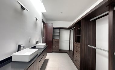 Casa en Fraccionamiento Lomas de Atzingo