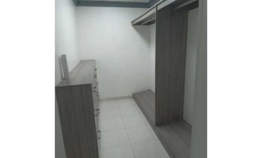 ALQUILER CASA AMOBLADA ALTOS DE PANAMA 450MTS2