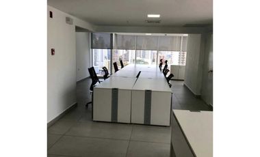 SE ALQUILA OFICINAS EN OBARRIO EXELENTE UBICACIÓN 8 PARKING