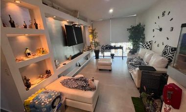 SE ALQUILA APARTAMENTO AMUEBLADO EXCELENTE UBICACION 3 REC 2 BAÑOS