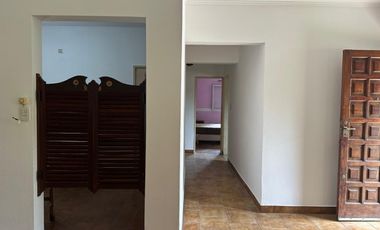 VENTA OPORTUNIDAD CASA APTA CREDITO 3 DORMITORIOS, PILETA, QUINCHO, RODRIGUEZ 1700 -MONTE GRANDE-