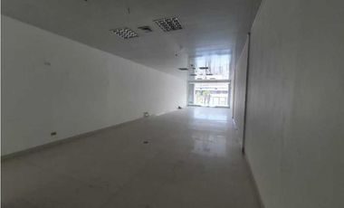 VENTA DE OFICINA EN CONDADO DEL REY 116M