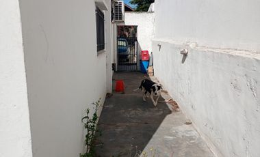 CASA 3 AMBBIENTES + DEPARTAMENTO 2 AMBIENTES