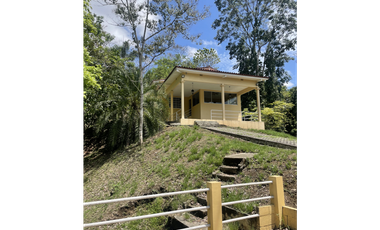 Casa Frente Al Lago Las Cumbres