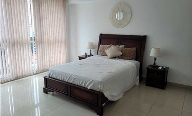 Se Alquila Apto en Obarrio