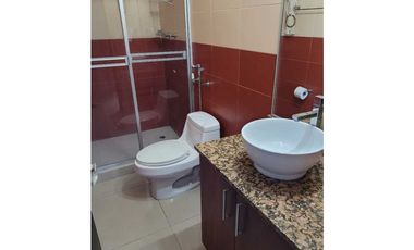 Se Alquila Apto en Obarrio