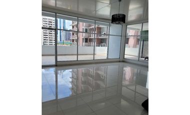 Se Alquila Apto en Obarrio