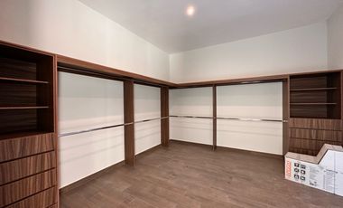 Casa - Fraccionamiento Bosques de las Misiones