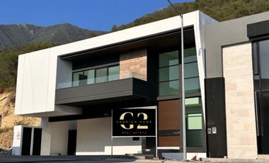 Casa - Fraccionamiento Bosques de las Misiones