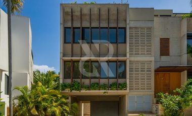 Casa en Venta en Fraccionamiento la Laguna Puerto Cancun